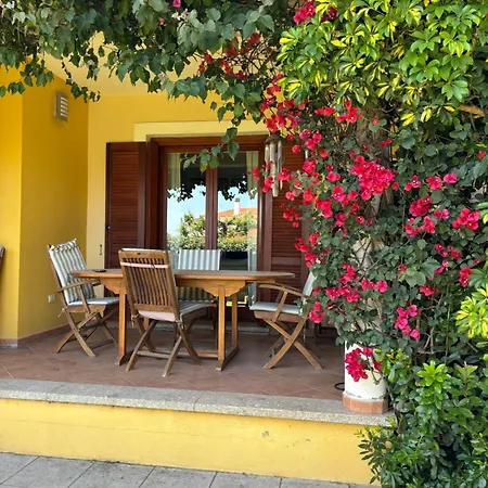 Hébergement de vacances Accogliente Casa Con Giardino A Olbia Olbia